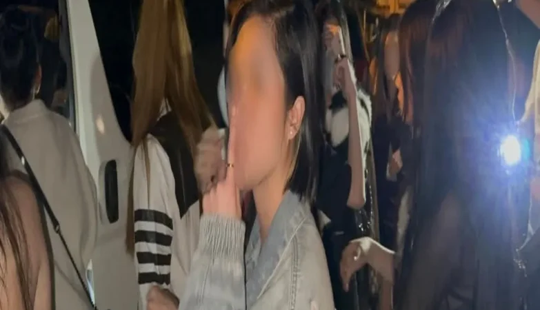 Polícia de imigração da Malásia detém estrangeiras em centro de karaokê em Manjung, Perak