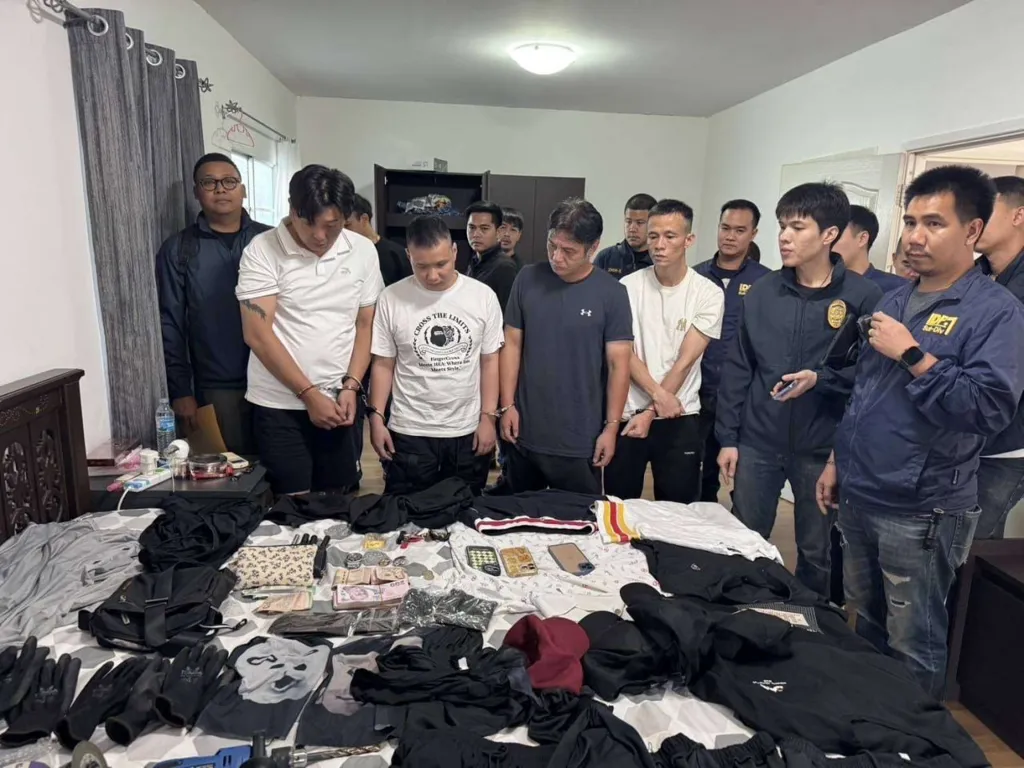 Quatro chineses presos por roubo na Tailândia