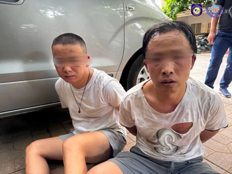 Polícia do Camboja prende dois chineses por roubo de Alphard em Sihanoukville