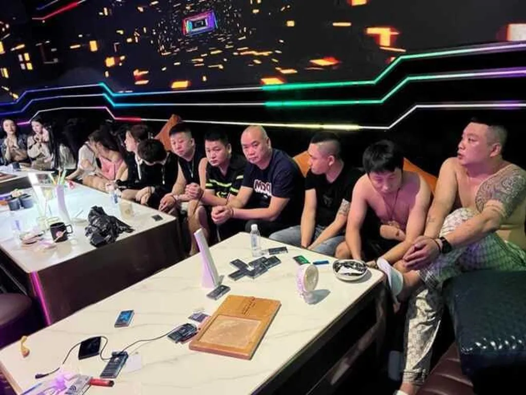 90 estrangeiros presos no Camboja