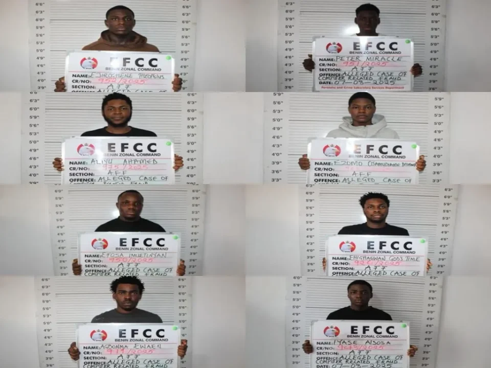 Juiz em tribunal de Edo, Nigéria, condena réus por crimes de fraude digital
