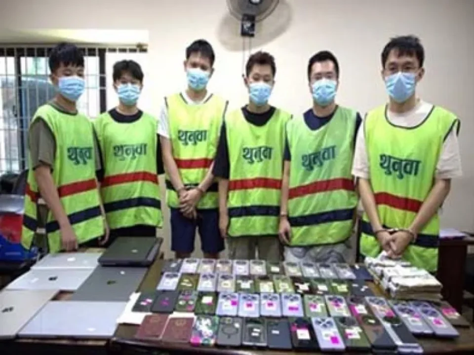 Polícia da Malásia prende grupo por operar jogos de azar online em Kedah