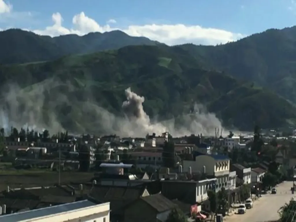 Guerra em Mianmar: combates intensos em Muse